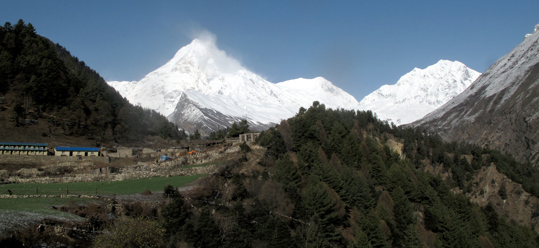 Manaslu Circuit Trek