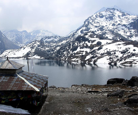 Langtang Gosaikunda Trekking